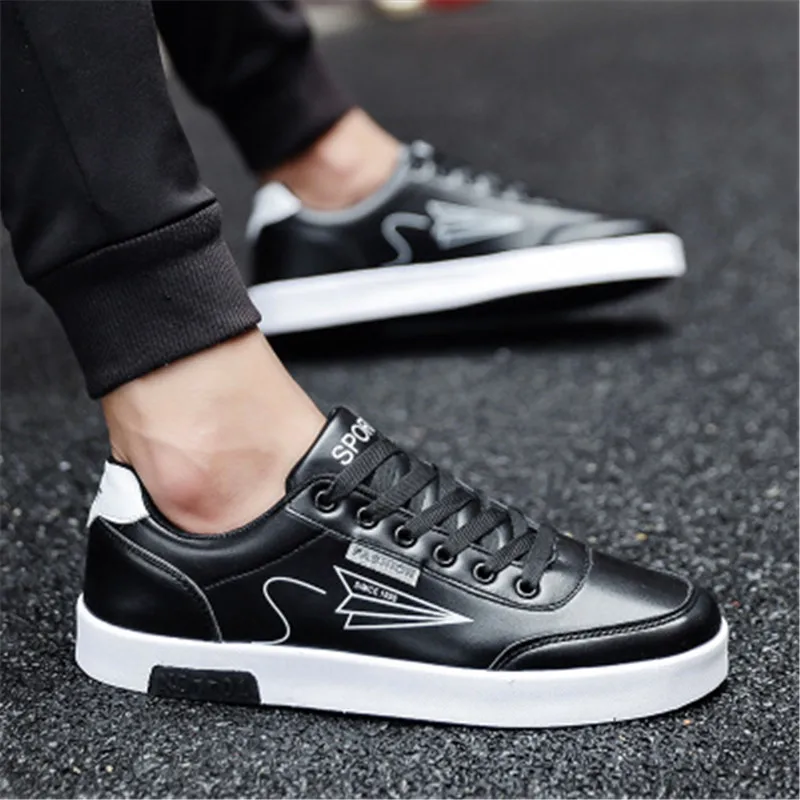 KipeRann 2021 autumn new men's casual flat shoes with comfortable sapatos masculinos men's white running shoes
KipeRann 2021 autumn new men's casual flat shoes with comfortable sapatos masculinos men's white running shoes