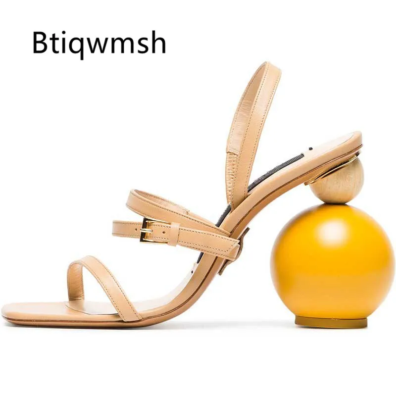 2019 Novelty Gladiator Sandals Women Open Toe Narrow Band Wood Strange High Heel Shoes Woman Fashion Party Shoes
2019 Novelty Gladiator Sandals Women Open Toe Narrow Band Wood Strange High Heel Shoes Woman Fashion Party Shoes