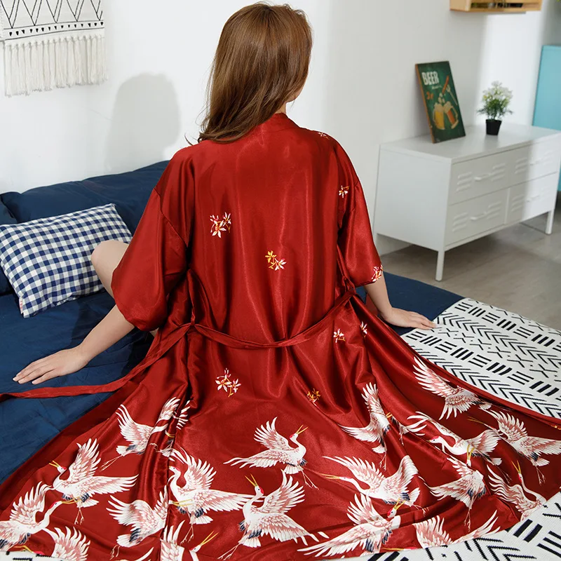 Women's Sexy Lingerie Silk Robe V Neck Half Sleeve Belt Nightgown Summer Dress Night Dress Sleepwear Nightie Homewear Nightwear
Women's Sexy Lingerie Silk Robe V Neck Half Sleeve Belt Nightgown Summer Dress Night Dress Sleepwear Nightie Homewear Nightwear