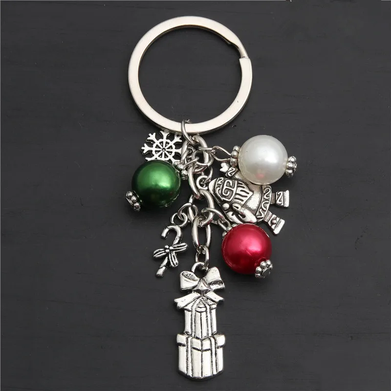 1pc Christmas Gift Box Charms Keychains Santa Claus Keyring With Colorful Beads Snow Key Chains For Women Gift E2149
1pc Christmas Gift Box Charms Keychains Santa Claus Keyring With Colorful Beads Snow Key Chains For Women Gift E2149