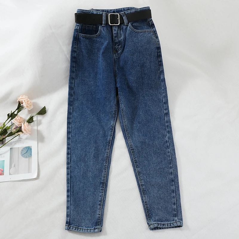 2018 new fashion women's jeans retro loose high waist casual denim pants female Harlan trousers
2018 new fashion women's jeans retro loose high waist casual denim pants female Harlan trousers