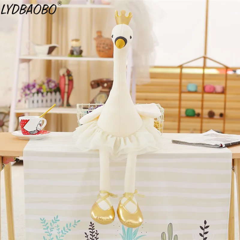 LYDBAOBO 1PC Giant Kawaii Swan Flamingo Plush Toys With Crown Plush Soft Pillow High Quality Animal Doll Girl Kids Birthday Gift
LYDBAOBO 1PC Giant Kawaii Swan Flamingo Plush Toys With Crown Plush Soft Pillow High Quality Animal Doll Girl Kids Birthday Gift