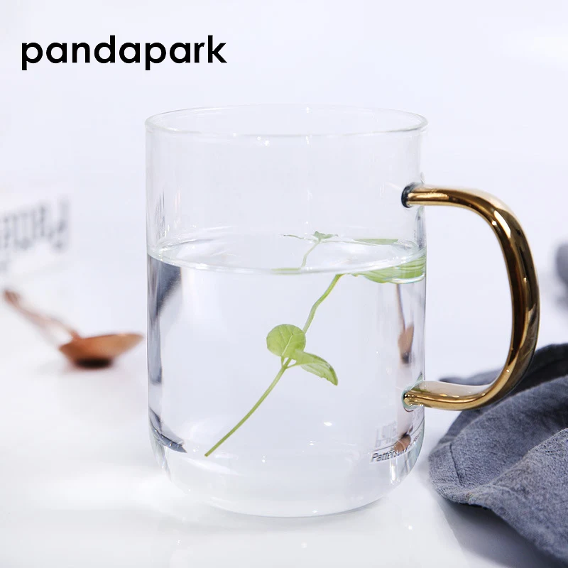 Pandapark Transparent Glass Tea Mug with Golden Handgrip Milk Coffee Mugs Breakfast Cup Fruit Juice Tumbler Glass Cups PPX048
Pandapark Transparent Glass Tea Mug with Golden Handgrip Milk Coffee Mugs Breakfast Cup Fruit Juice Tumbler Glass Cups PPX048