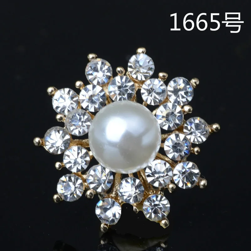 Wholesale 20pcs 25mm Alloy Gold/silver Color Crystal Imitation Pearl Flower Charm for Women Fashion Jewelry Accessories DIY
Wholesale 20pcs 25mm Alloy Gold/silver Color Crystal Imitation Pearl Flower Charm for Women Fashion Jewelry Accessories DIY