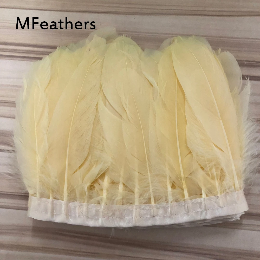 15-20cm Goose Feather Trims Dyed Champagne Geese Feather Ribbons 10 Yards/Lot Fringes Goose Feather Cloth Belt DIY Decorative
15-20cm Goose Feather Trims Dyed Champagne Geese Feather Ribbons 10 Yards/Lot Fringes Goose Feather Cloth Belt DIY Decorative