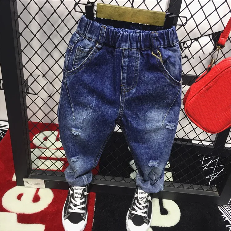 Fashion Boys Denim Jeans kids Boys cotton pants Children's trousers Casual Boys pants clothing 2-6 years
Fashion Boys Denim Jeans kids Boys cotton pants Children's trousers Casual Boys pants clothing 2-6 years