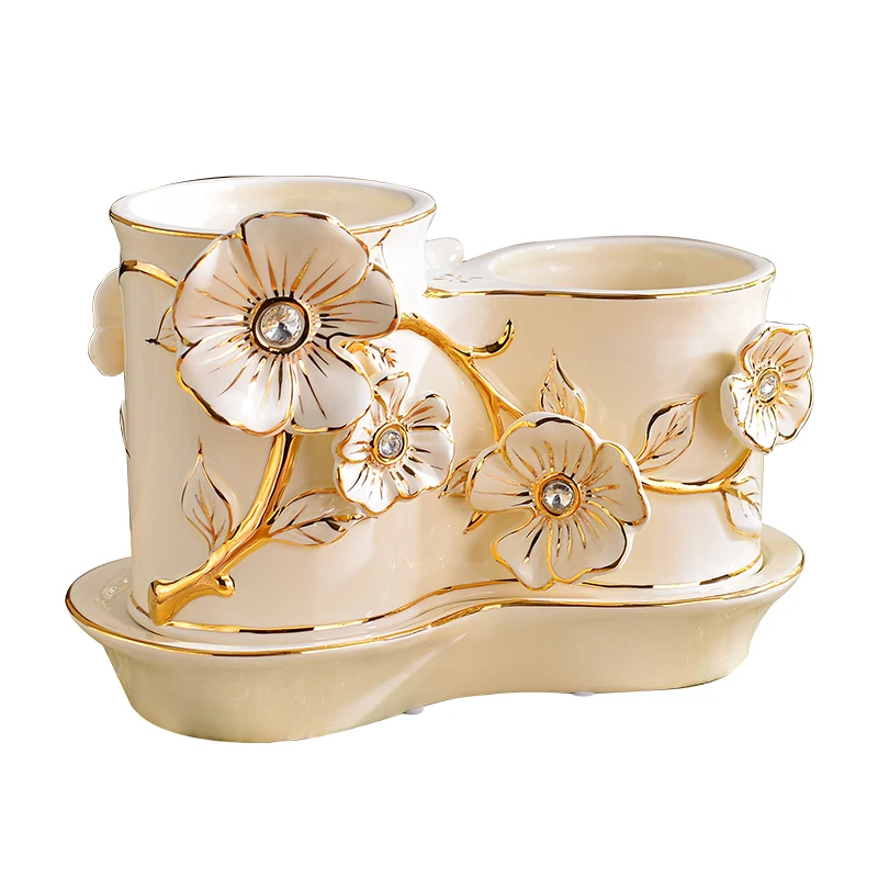 Chopsticks cage ceramic kitchen Lishui put a spoon chopsticks tube storage box storage shelves tableware
Chopsticks cage ceramic kitchen Lishui put a spoon chopsticks tube storage box storage shelves tableware