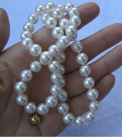 free shipping classic 8.5-9mm natural Japanese Akoya white pearl necklace 18inch
free shipping classic 8.5-9mm natural Japanese Akoya white pearl necklace 18inch
