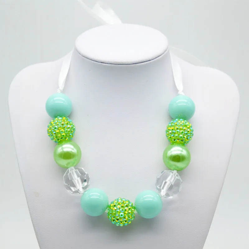 wholesale 5PCS Girls White Ribbon Bubblegum Necklace New Hot Selling Kids Chunky Bead Necklace Girl's Jewelry
wholesale 5PCS Girls White Ribbon Bubblegum Necklace New Hot Selling Kids Chunky Bead Necklace Girl's Jewelry
