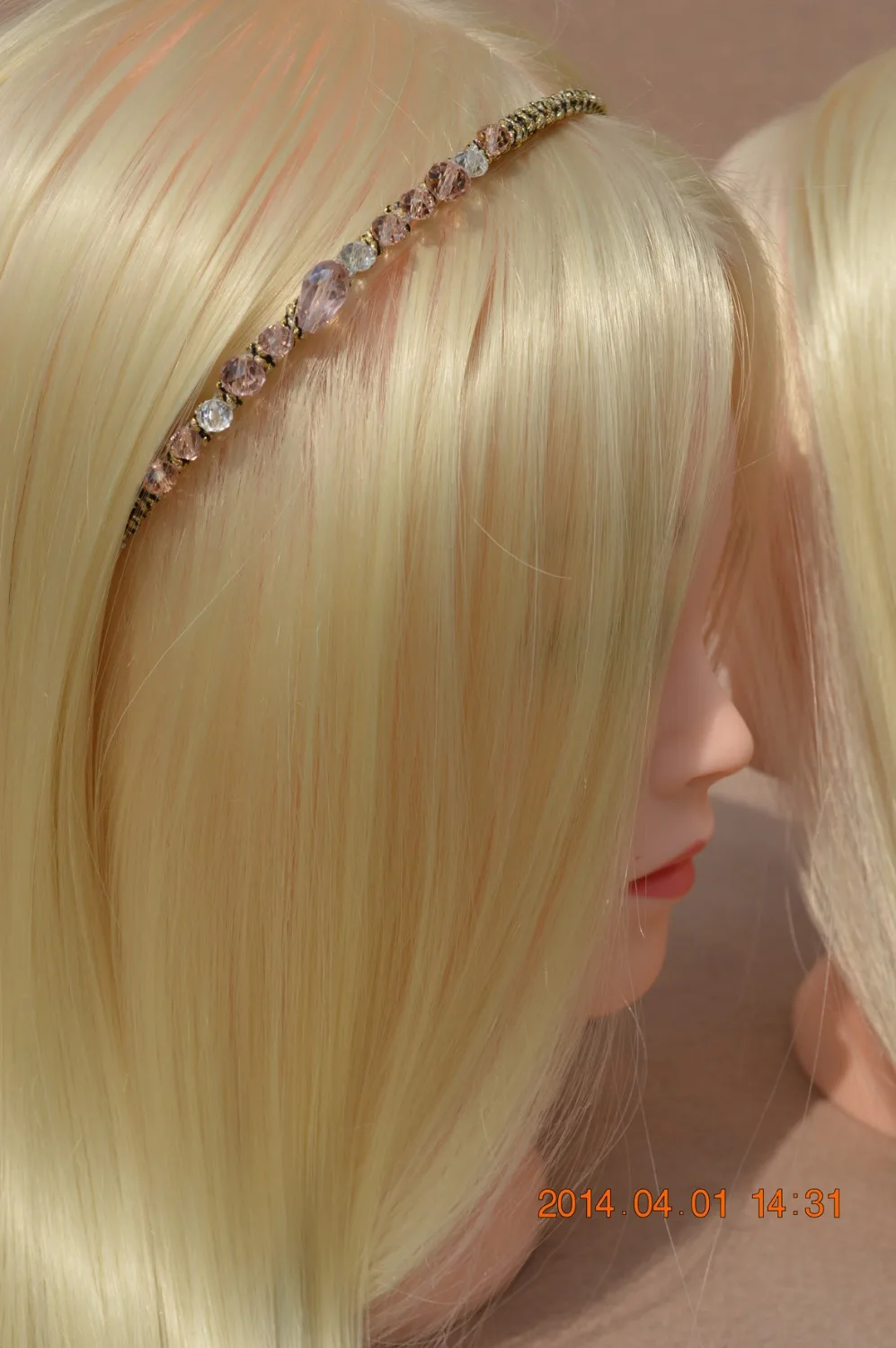 24''Blonde Professional Styling Head ,Wig Head Stand Women Makeup Hairdressing Dummy Doll Training Head , Hair Mannequin Head
24''Blonde Professional Styling Head ,Wig Head Stand Women Makeup Hairdressing Dummy Doll Training Head , Hair Mannequin Head