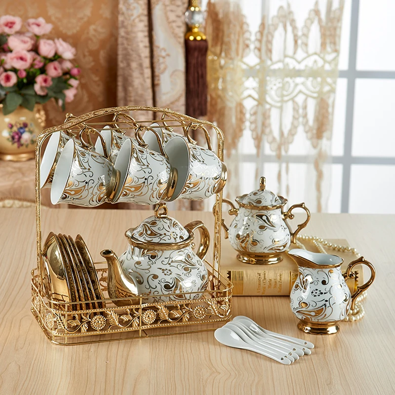 

Европейский набор кофейных чашек, Золотая наклейка, керамический горшок, набор чайника, кофейная чашка, британский фарфоровый чайный набор для послеобеденного чаепития