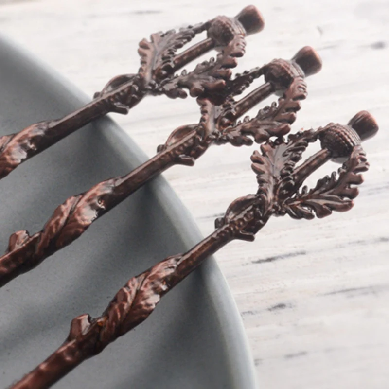 Vintage Thistle Flower Leaf Coffee Tea Spoon Ice Cream Small Decoration Zine Alloy Gift For Bar Party
Vintage Thistle Flower Leaf Coffee Tea Spoon Ice Cream Small Decoration Zine Alloy Gift For Bar Party