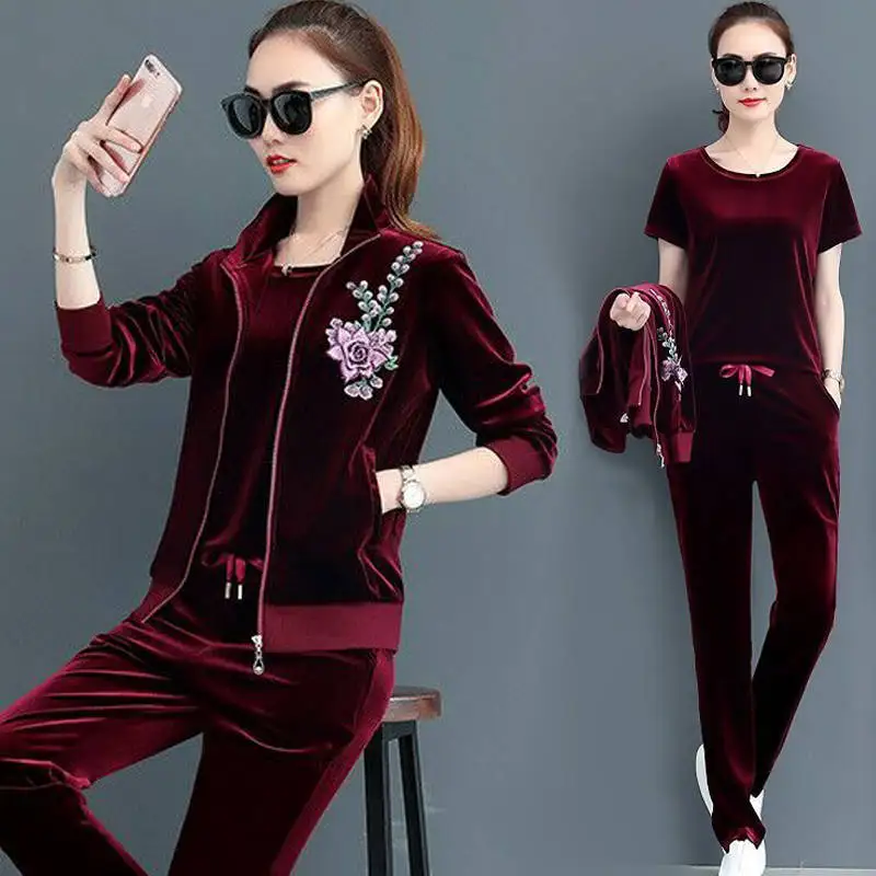 Women Suit 2021 New Spring Casual Zipper Patchwork Embroidery Sweatshirt Fashion Velvet 3 Piece Set
Women Suit 2021 New Spring Casual Zipper Patchwork Embroidery Sweatshirt Fashion Velvet 3 Piece Set