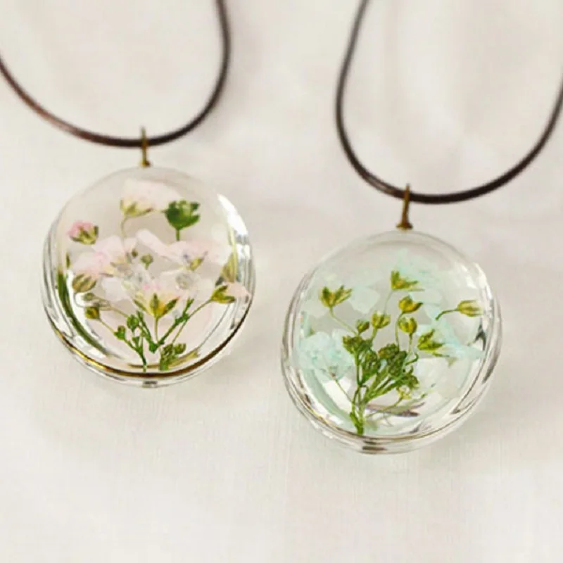 New Style Handmade Dried Flowers Necklace Natural Starry Flower Oval Glass Pendant Leather Chain Necklace
New Style Handmade Dried Flowers Necklace Natural Starry Flower Oval Glass Pendant Leather Chain Necklace