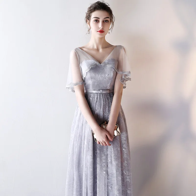 Simple Grey V-neck Appliques Lace Up Vestidos De Festa Backless A-line Long Lace Bridesmaid Dresses Robe Soiree Prom Party Gowns
Simple Grey V-neck Appliques Lace Up Vestidos De Festa Backless A-line Long Lace Bridesmaid Dresses Robe Soiree Prom Party Gowns
