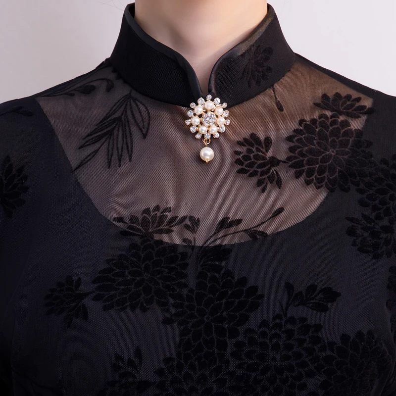 Sexy Knee Length Cheongsam 2019 Summer Vintage Chinese style Dress Fashion Womens Mesh Qipao Slim Party Dresses Button Vestido
Sexy Knee Length Cheongsam 2019 Summer Vintage Chinese style Dress Fashion Womens Mesh Qipao Slim Party Dresses Button Vestido