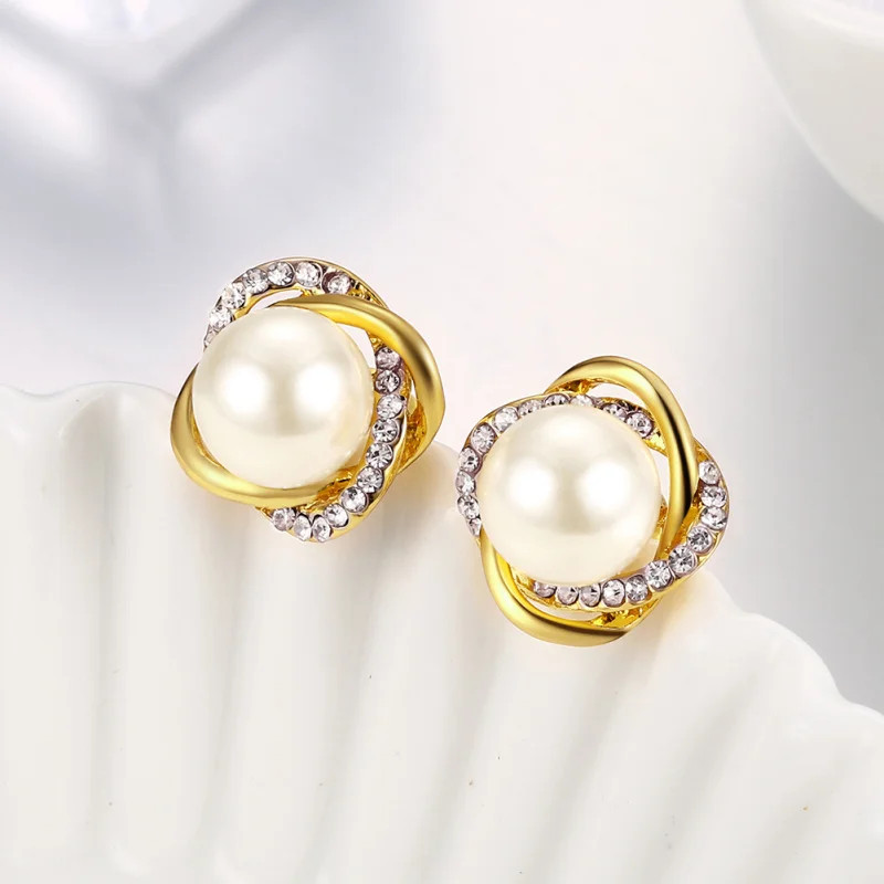 Brand designer White Cubic Zirconia Pearl Earrings Gold Overlay stud earrings for women Fashion jewelry AE2093
Brand designer White Cubic Zirconia Pearl Earrings Gold Overlay stud earrings for women Fashion jewelry AE2093