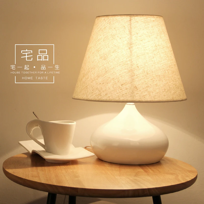 The Nordic modern table light living room study bedroom bedside creative eye reading simple hotel LED small table lamp LO7144
The Nordic modern table light living room study bedroom bedside creative eye reading simple hotel LED small table lamp LO7144