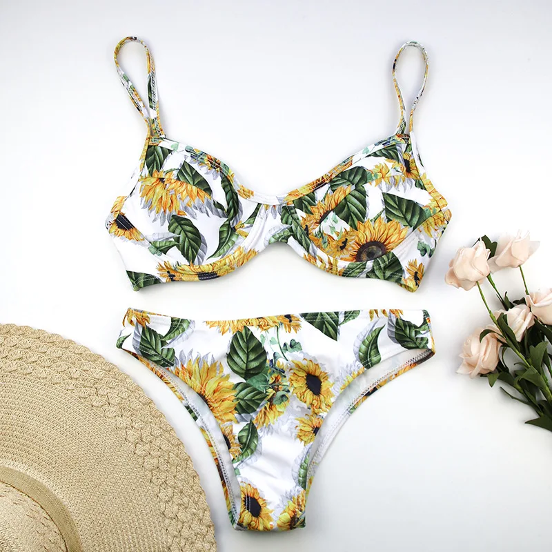 2019 Women Suits Padded Push Up Bikini Set Underwire Swimsuit For Female Sexy Leaf Printed Bandeau Bathing Suit Summer Biquini
2019 Women Suits Padded Push Up Bikini Set Underwire Swimsuit For Female Sexy Leaf Printed Bandeau Bathing Suit Summer Biquini