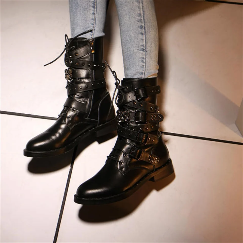 New fashion women's boots high quality material beautiful buckle rivet decorative comfortable booties women boots
New fashion women's boots high quality material beautiful buckle rivet decorative comfortable booties women boots