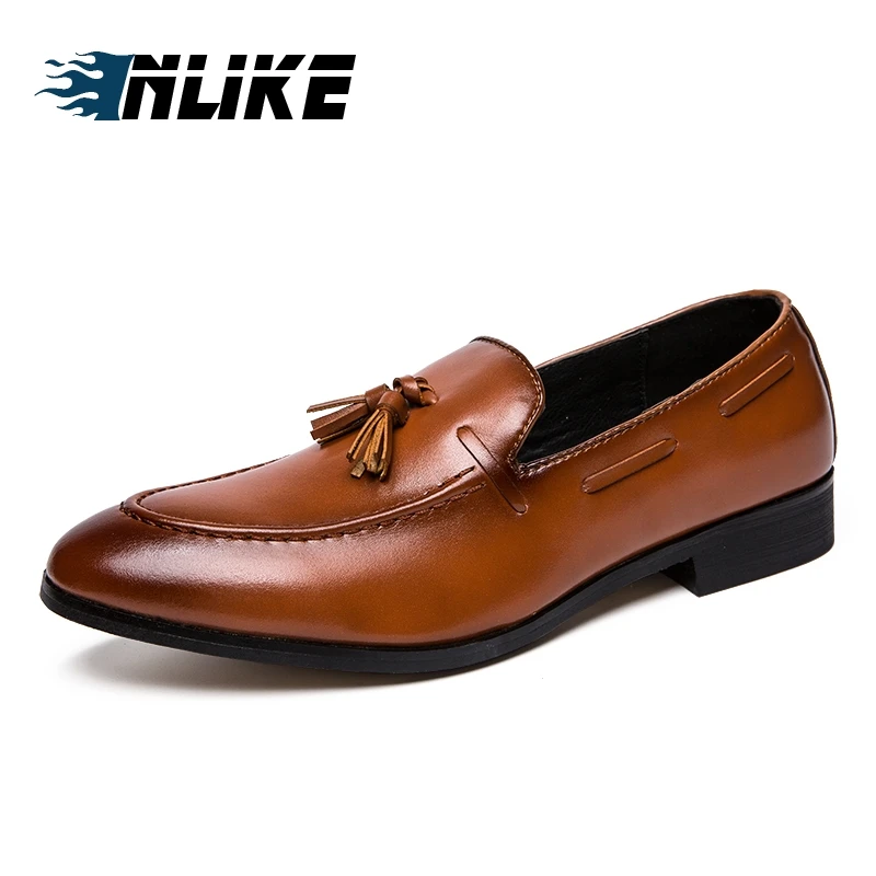 INLIKE Leather Shoes Slip On Men Carved loafers Dress Business Leather Shoes Black Yellow Men Tassels Shoes
INLIKE Leather Shoes Slip On Men Carved loafers Dress Business Leather Shoes Black Yellow Men Tassels Shoes