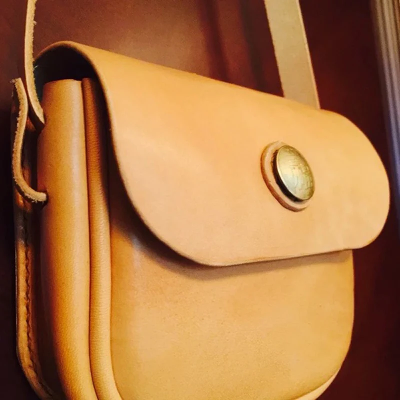 DIY leather craft women cute mini shoulder bag die cutting knife mould hand machine punch tool template
DIY leather craft women cute mini shoulder bag die cutting knife mould hand machine punch tool template