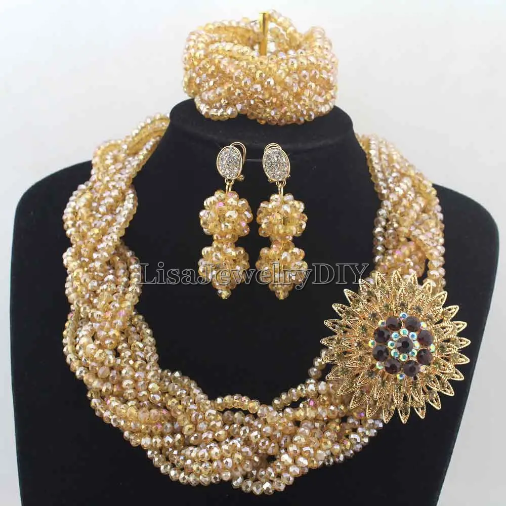 2019 Fashion Crystal Necklaces Nigerian Traditional Wedding African Beads Jewelry Set Free Shipping HD7768
2019 Fashion Crystal Necklaces Nigerian Traditional Wedding African Beads Jewelry Set Free Shipping HD7768