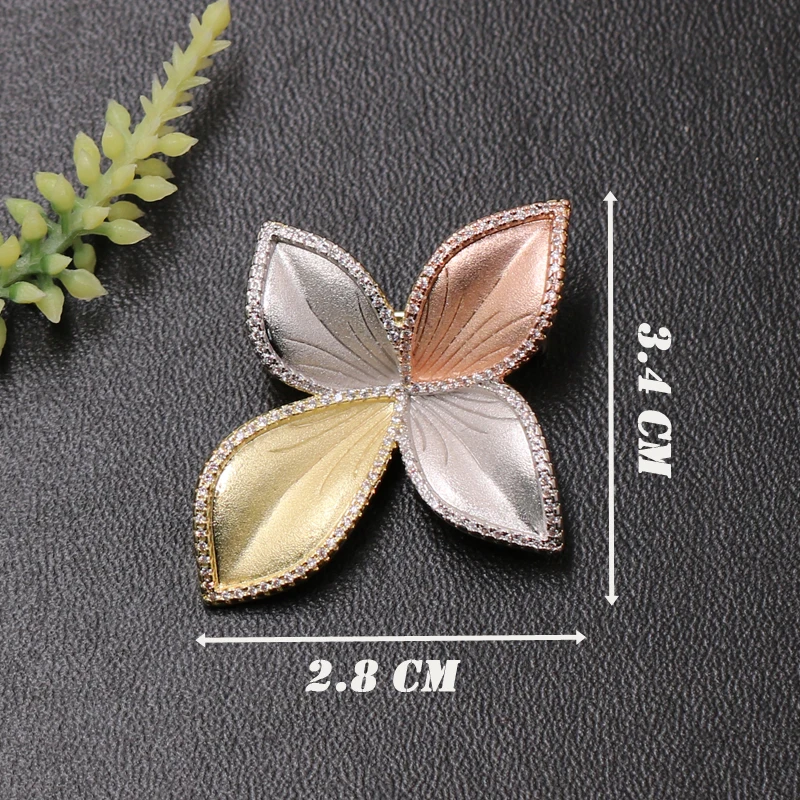 Lanyika Fashion Jewelry Sandblasting Fortunate Clover Brooch Pendant Dual Use for Engagement Banquet Luxury Bridal Best Gift
Lanyika Fashion Jewelry Sandblasting Fortunate Clover Brooch Pendant Dual Use for Engagement Banquet Luxury Bridal Best Gift