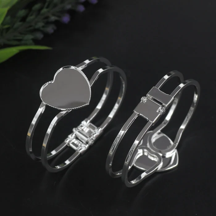10pcs/Lot Cabochon 25mm Inner Heart Pad Copper with Silver Plated Bracelet Vintage Bangle DIY Jewelry Accessories
10pcs/Lot Cabochon 25mm Inner Heart Pad Copper with Silver Plated Bracelet Vintage Bangle DIY Jewelry Accessories