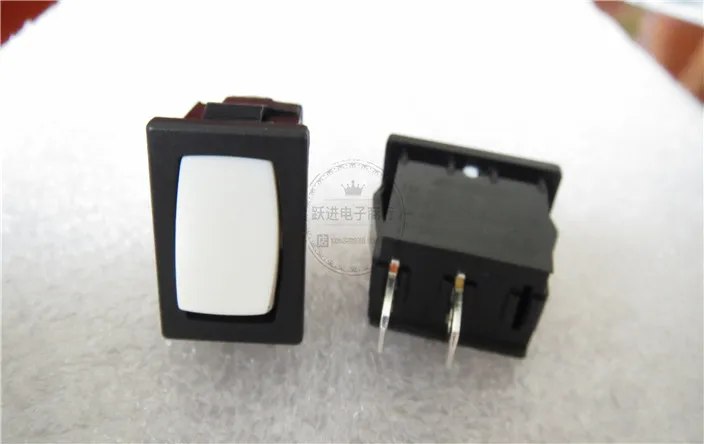 Оригинальный новый импортный переключатель мощности 100% R19 2pin 2gear самоупругий самосброс главный переключатель компьютера 6A250VAC
Оригинальный новый импортный переключатель мощности 100% R19 2pin 2gear самоупругий самосброс главный переключатель компьютера 6A250VAC