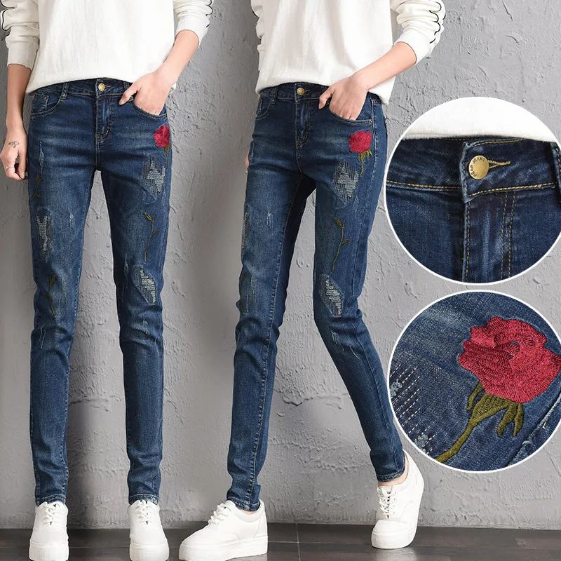 New Embroidery Flower Jeans For Student Women Slim Regular Jeans Woman Blue Denim Pencil Pants Stretch Blue Pants Calca Feminina
New Embroidery Flower Jeans For Student Women Slim Regular Jeans Woman Blue Denim Pencil Pants Stretch Blue Pants Calca Feminina