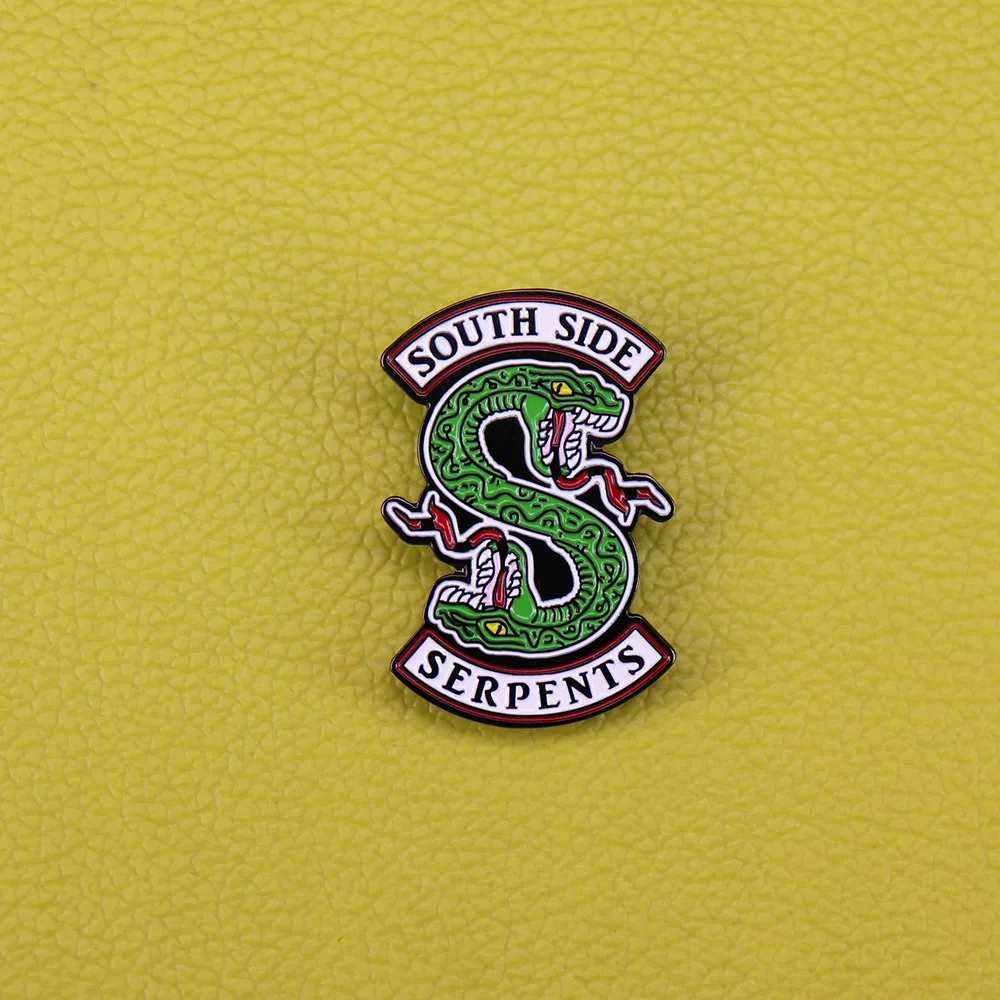 "South side serpents" эмали штырь ривердейл вентиляторы подарок ужас Искусство Аксессуар зеленый Питон Змея Брошь
"South side serpents" эмали штырь ривердейл вентиляторы подарок ужас Искусство Аксессуар зеленый Питон Змея Брошь