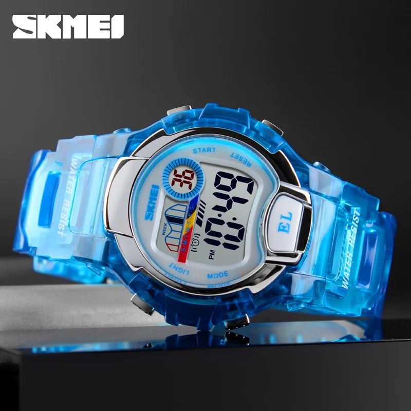 SKMEI Fashion Women Digital Watch Luxury Outdoor Sport Chrono Waterproof Alarm Clock Ladies Wristwatch Gifts Relogio Feminino
SKMEI Fashion Women Digital Watch Luxury Outdoor Sport Chrono Waterproof Alarm Clock Ladies Wristwatch Gifts Relogio Feminino