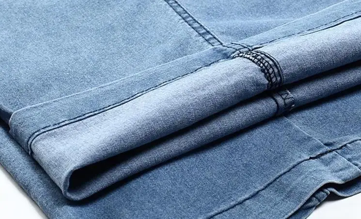 Man Summer Plus Size High Solid Loose Straight Knee Length Jeans Male Thin Cotton Zipper Jeans Men Spring Oversized Capris
Man Summer Plus Size High Solid Loose Straight Knee Length Jeans Male Thin Cotton Zipper Jeans Men Spring Oversized Capris