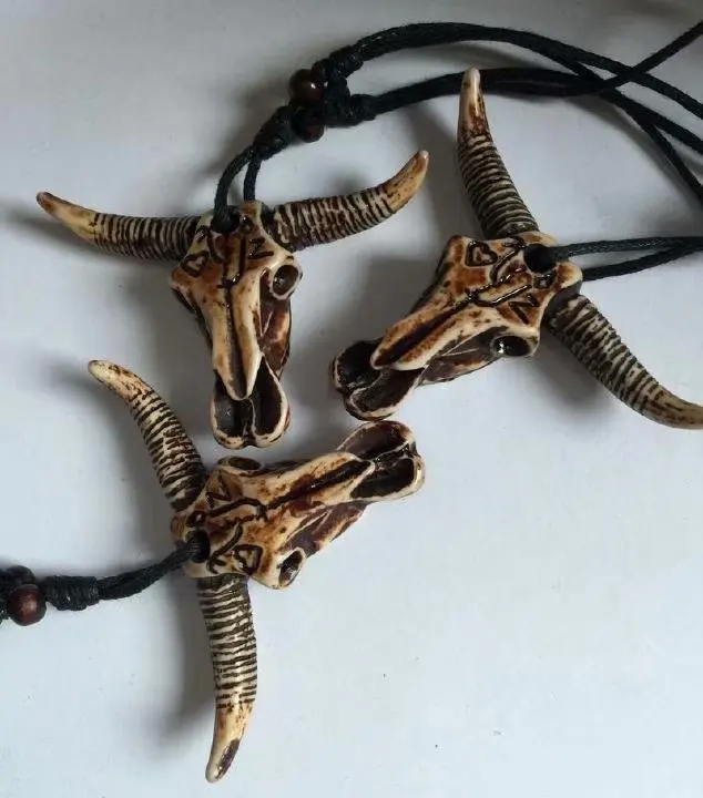 12 pcs/lot Imitation Carved Cool Cow Bull Head Totem Pendant Necklace Amulet Gift
12 pcs/lot Imitation Carved Cool Cow Bull Head Totem Pendant Necklace Amulet Gift