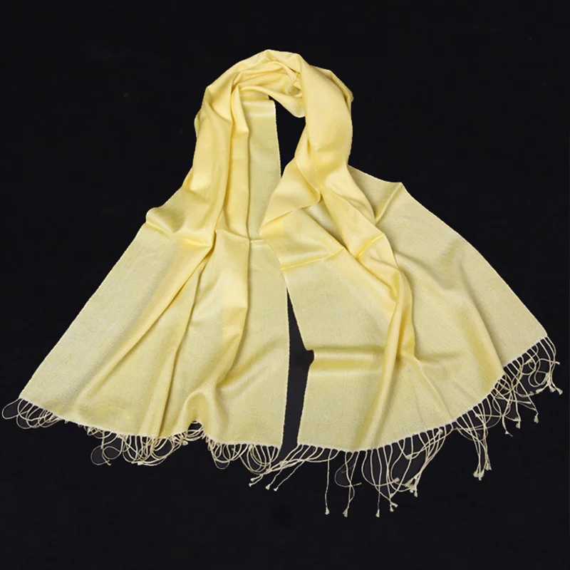 2017 Fashion Spring Summer Autumn Brand Cashmere Silk Shawl Four Colors Women Pashmina Soft Scarves Cosywarmer
2017 Fashion Spring Summer Autumn Brand Cashmere Silk Shawl Four Colors Women Pashmina Soft Scarves Cosywarmer