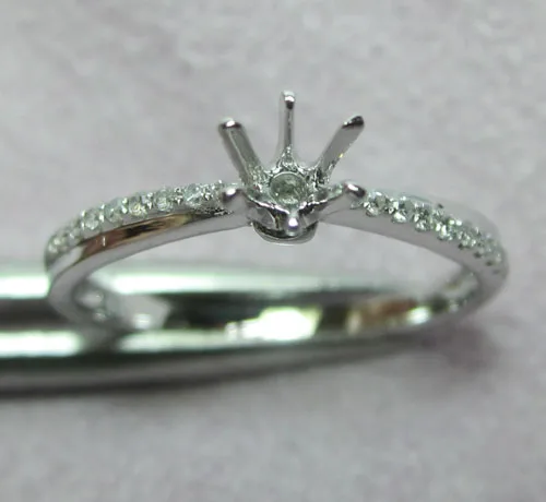 Круглое ограненное 6 мм цельное 14Kt розовое золото 0.10CT натуральное алмазное полукольцо
Круглое ограненное 6 мм цельное 14Kt розовое золото 0.10CT натуральное алмазное полукольцо