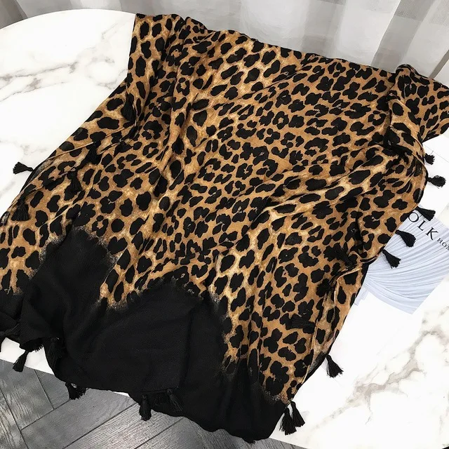 Fashion Newest Women Leopard Pattern Quality Cotton Tassel Scarf Shawls 10pcs/lot
Fashion Newest Women Leopard Pattern Quality Cotton Tassel Scarf Shawls 10pcs/lot