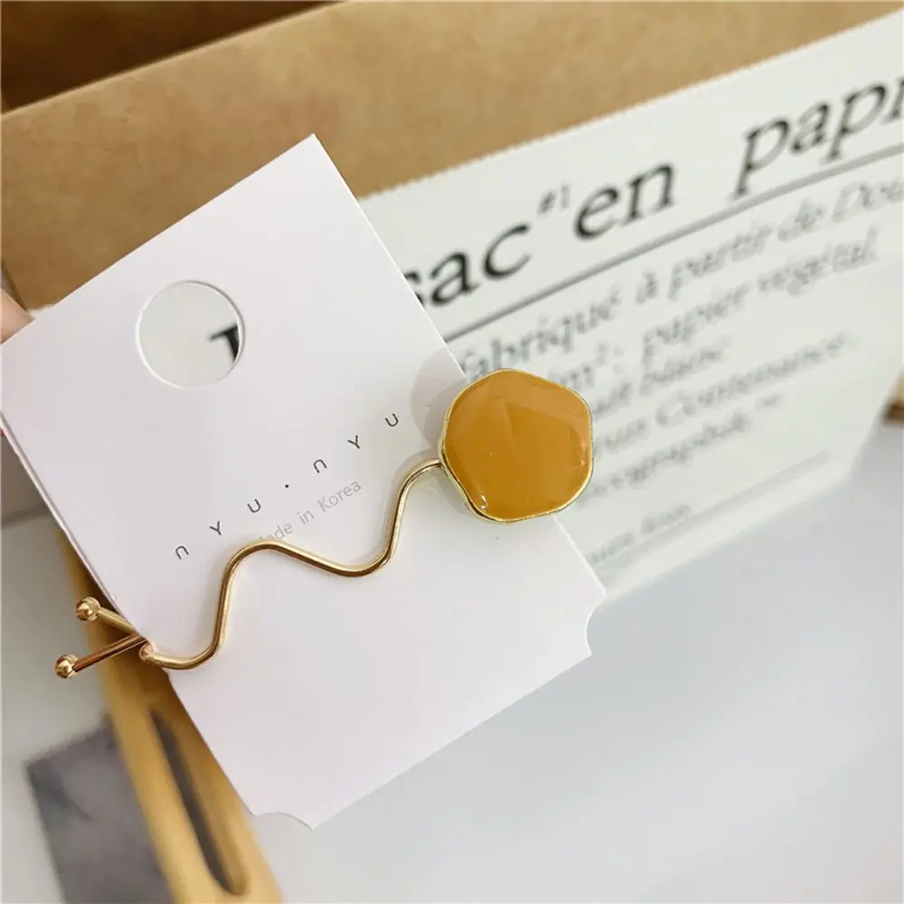 Women Candy Color Barrettes Alloy Wave Desgin Geometric Hair Clip Girls Hairpin Hair Accessories
Women Candy Color Barrettes Alloy Wave Desgin Geometric Hair Clip Girls Hairpin Hair Accessories