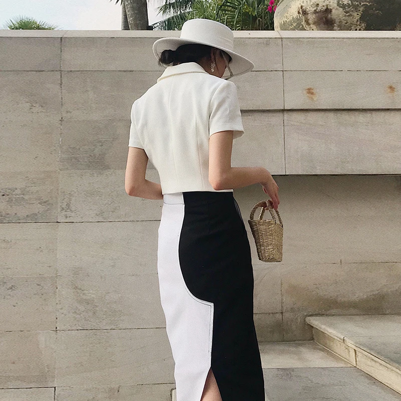 YNZZU Chic White Double Breasted V-neck tops Slim Fitted short sleeve T Shirt Women 2019 new arrival Solid High Street Top YT609
YNZZU Chic White Double Breasted V-neck tops Slim Fitted short sleeve T Shirt Women 2019 new arrival Solid High Street Top YT609