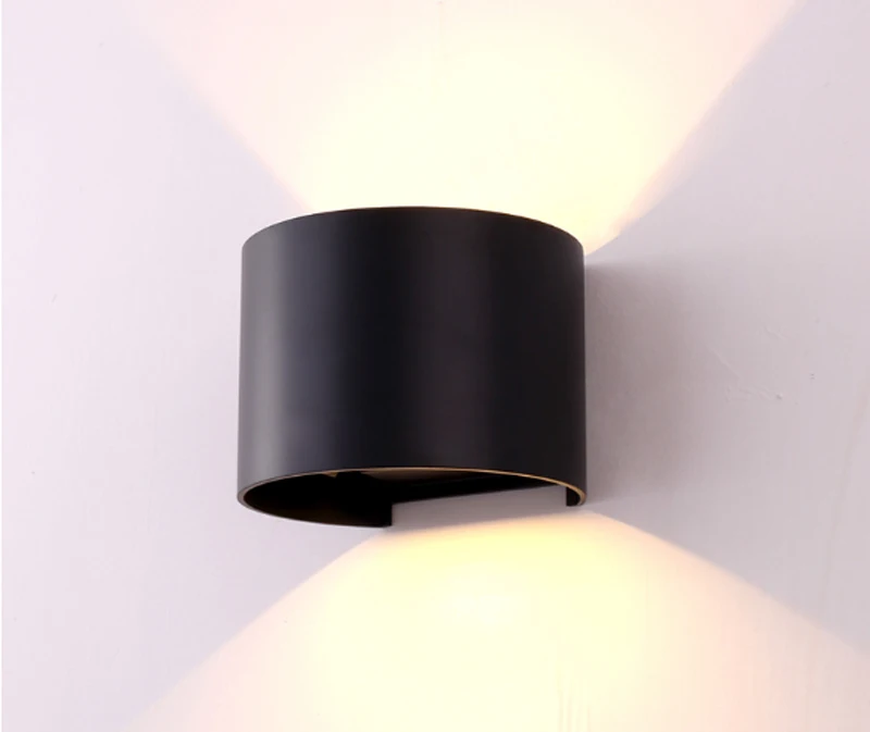 Waterproof Outdoor Wall Lamp Circular Aluminum Head Bedroom Bedside Lamp Modern Simple Interior LED Hotel project lights
Waterproof Outdoor Wall Lamp Circular Aluminum Head Bedroom Bedside Lamp Modern Simple Interior LED Hotel project lights