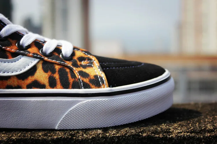 Фургоны классический Slip On 502 Leopard цвет мужчины с низким уровнем верха обуви холст