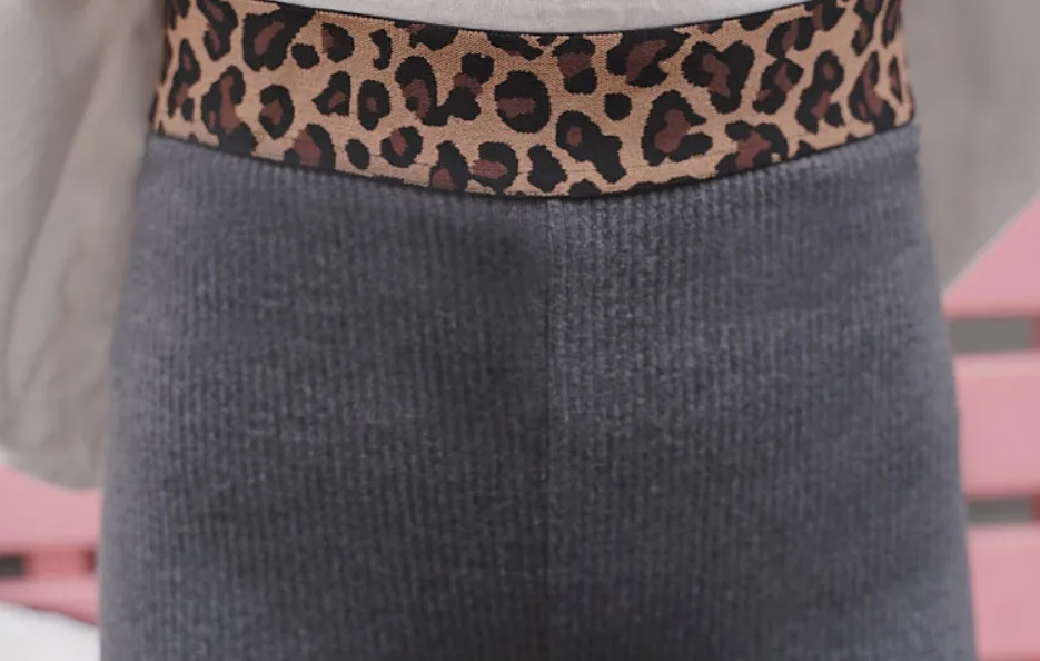 2019 Leopard High Waist Leggings Women Cotton Thread Slim Fitness Leggings Plus Size Elastic Leggings Pencil Pants
2019 Leopard High Waist Leggings Women Cotton Thread Slim Fitness Leggings Plus Size Elastic Leggings Pencil Pants