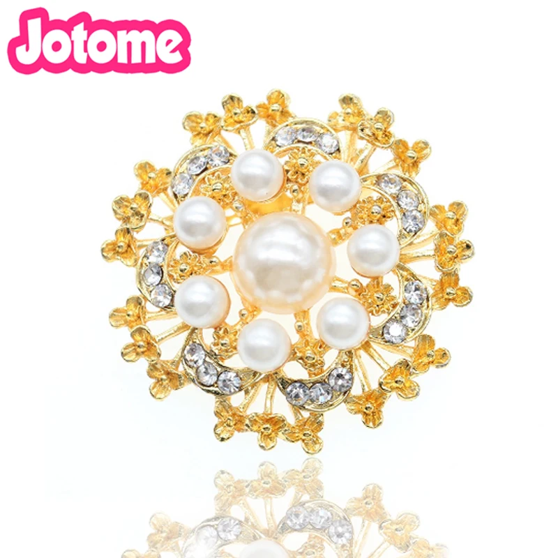 Fashion Customized Gold sparkly Rhinestone pearl Crystal round flower brooch Pin For gift/party
Fashion Customized Gold sparkly Rhinestone pearl Crystal round flower brooch Pin For gift/party