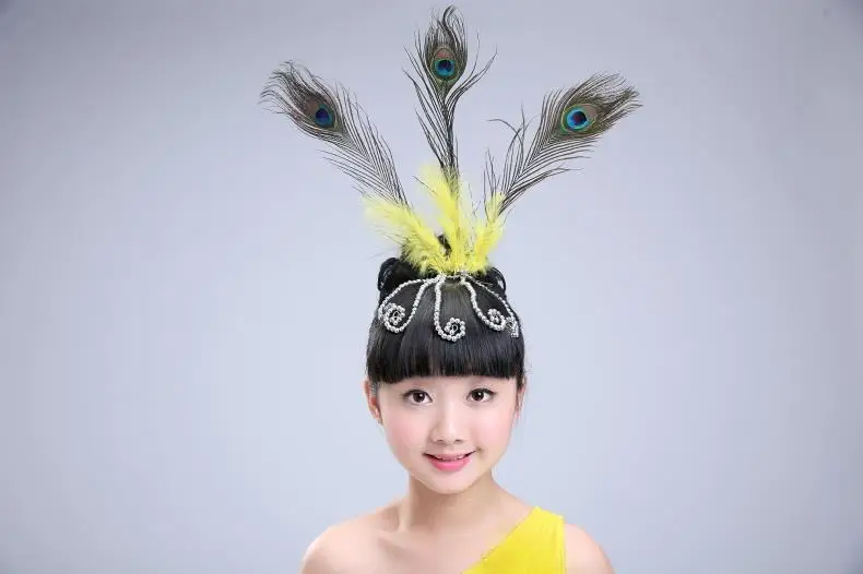 girls peacock costume rhinestone kids traditional chinese dance costume children stage wear chinese folk dance costume fish tail 
girls peacock costume rhinestone kids traditional chinese dance costume children stage wear chinese folk dance costume fish tail