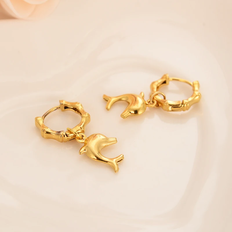 Cute Dolphin Love Animal dangle Earrings for Women gold color Africa heartJewelry Bijoux DIY charms kids gilrs earrings gifts
Cute Dolphin Love Animal dangle Earrings for Women gold color Africa heartJewelry Bijoux DIY charms kids gilrs earrings gifts