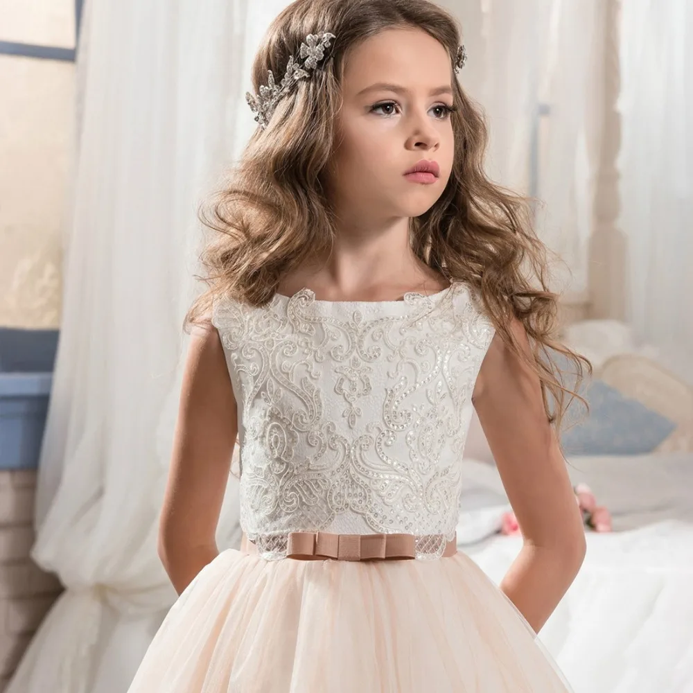 Lovely Lace Appliques Blush Flower Girl Dresses with Bow 2018 Sleeveless first communion dresses for girls Kids Evening Gown | Свадьбы и