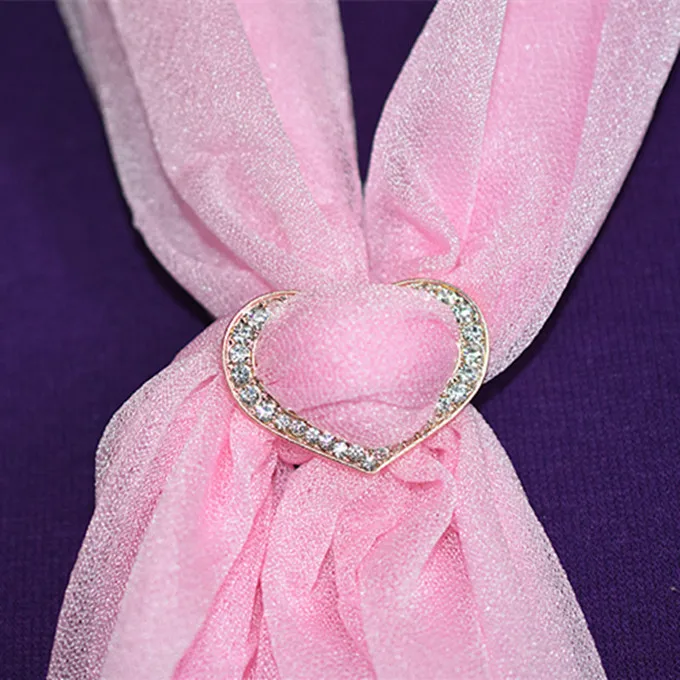 New product Scarf Clip Straight Brooches For Women,high quality crystal decoration,exclusive design,shawls accessories
New product Scarf Clip Straight Brooches For Women,high quality crystal decoration,exclusive design,shawls accessories