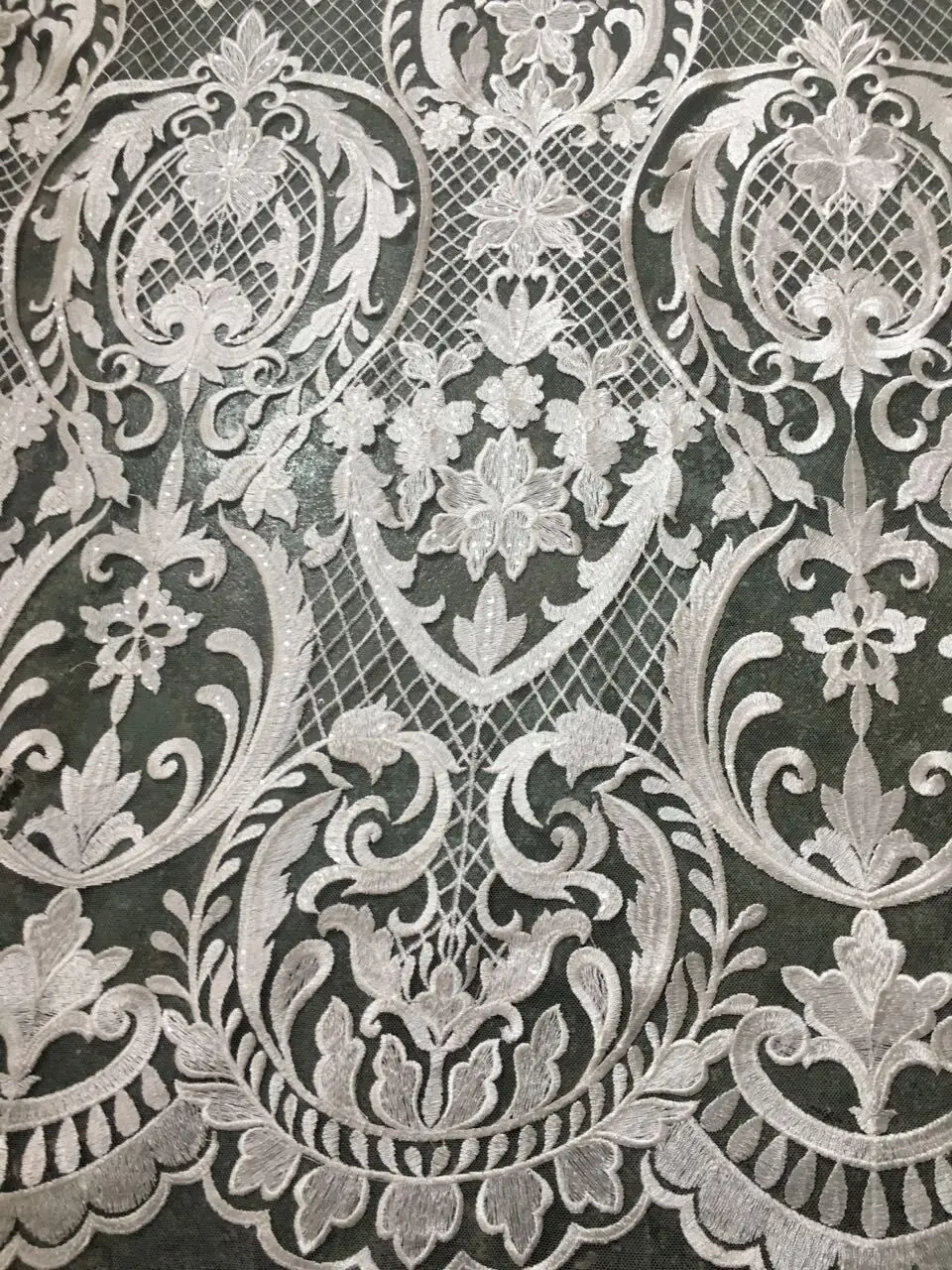 Hot French Nigerian SYJ-5232 ,African tulle mesh lace fabric high quality for party wedding dress 5yards/lot
Hot French Nigerian SYJ-5232 ,African tulle mesh lace fabric high quality for party wedding dress 5yards/lot