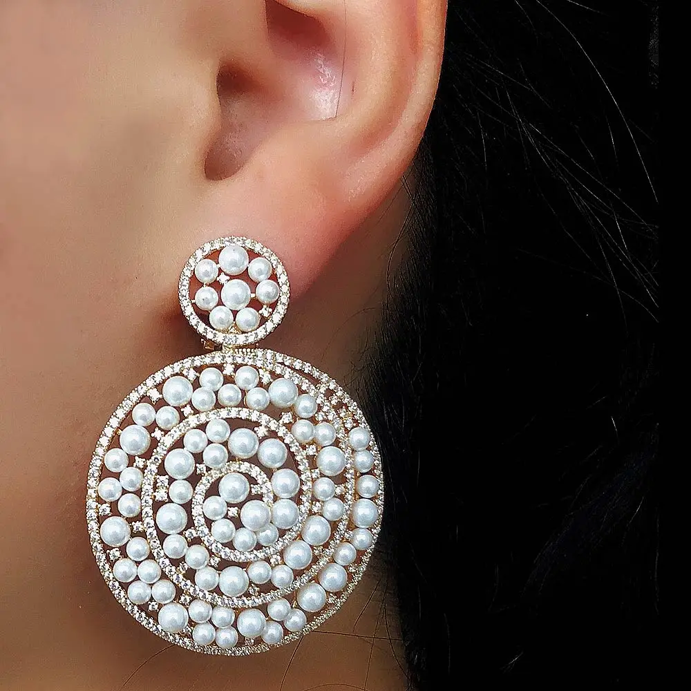 2020 Charms Imitation Pearls Statement Earrings For Women Luxury Full Cubic Zircon Wedding Bridal DUBAI Dangle Earrings Jewelry
2020 Charms Imitation Pearls Statement Earrings For Women Luxury Full Cubic Zircon Wedding Bridal DUBAI Dangle Earrings Jewelry